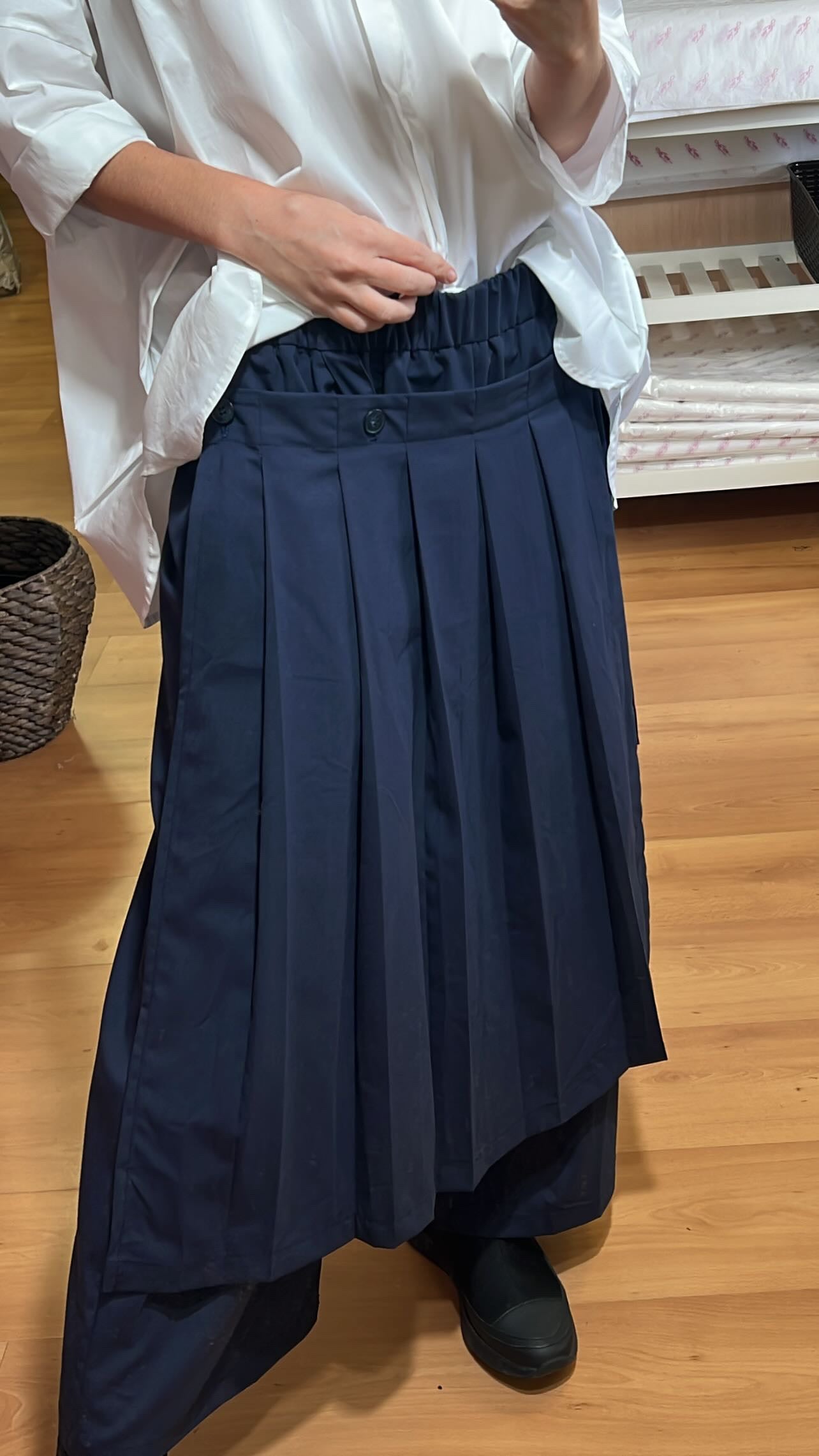 Pantalón con falda