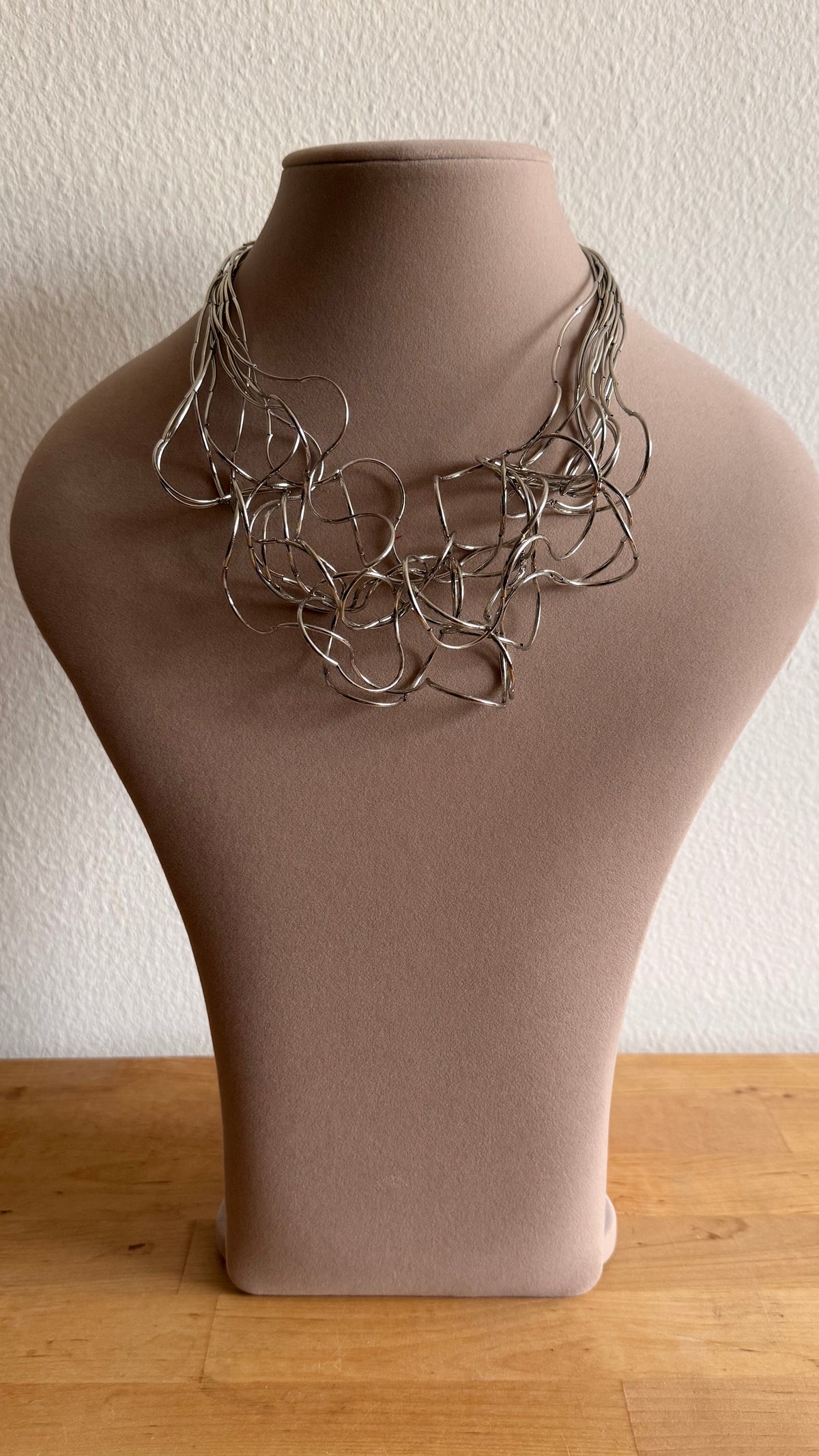 Collar griega