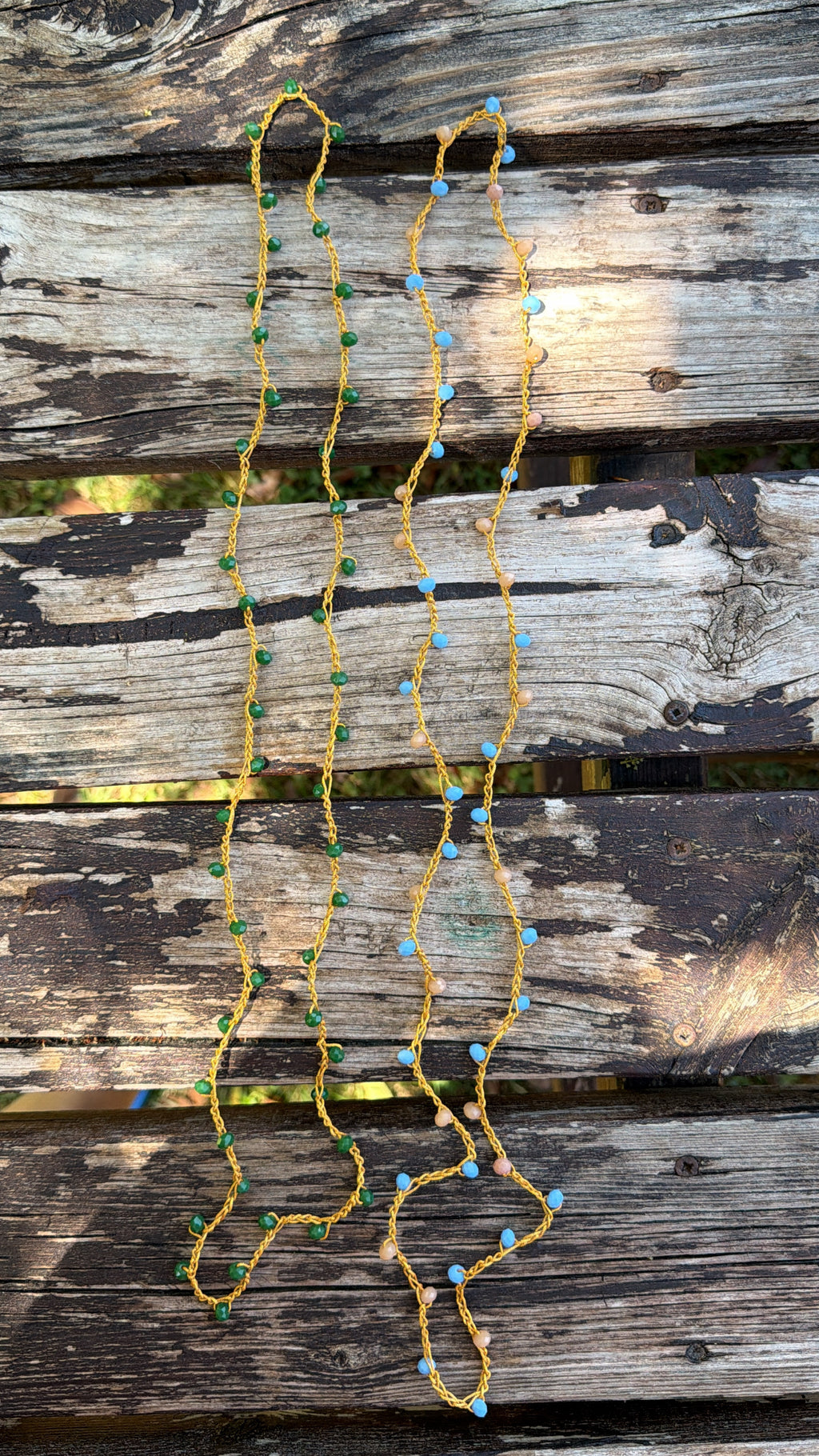 Collar croché hilo dorado