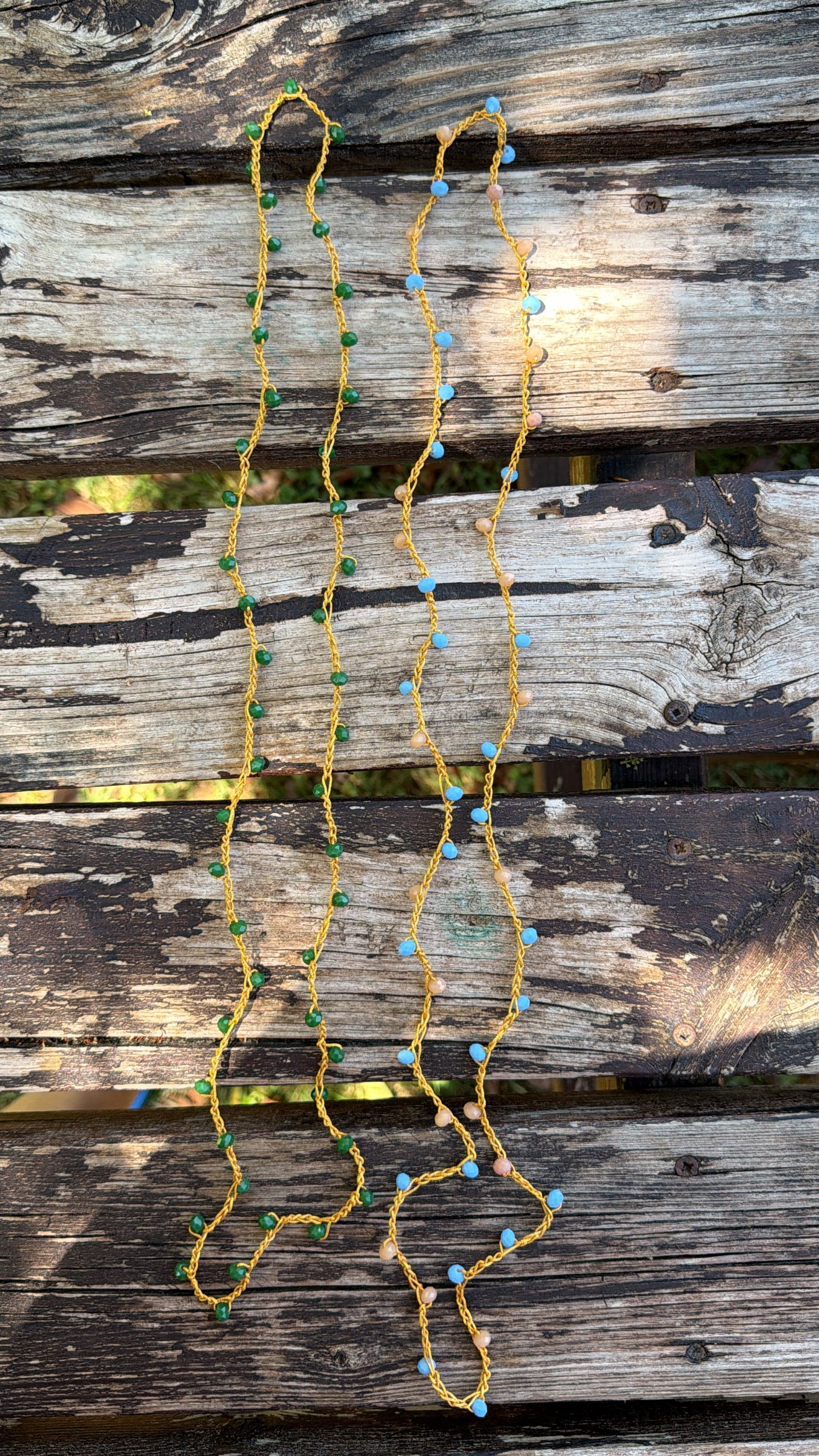 Collar croché hilo dorado