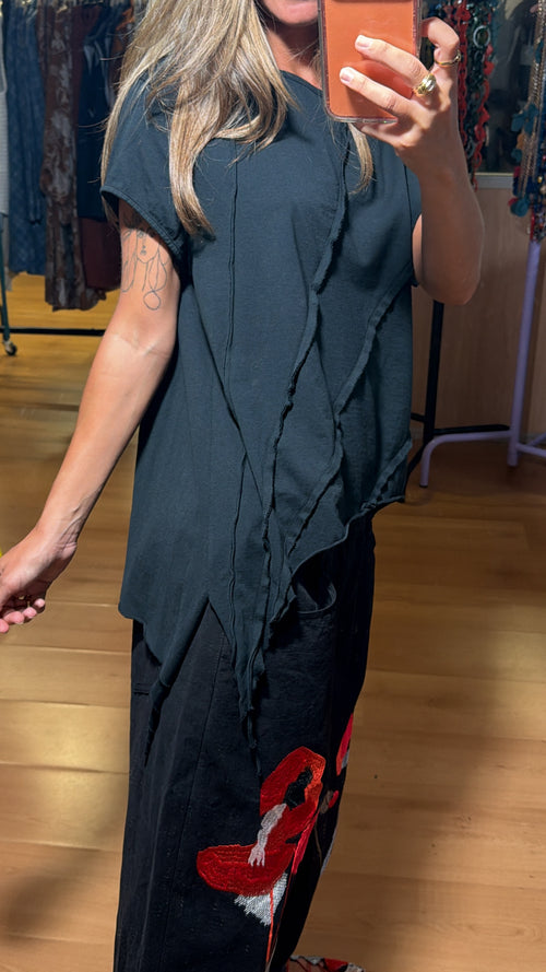 Camiseta asimétrica