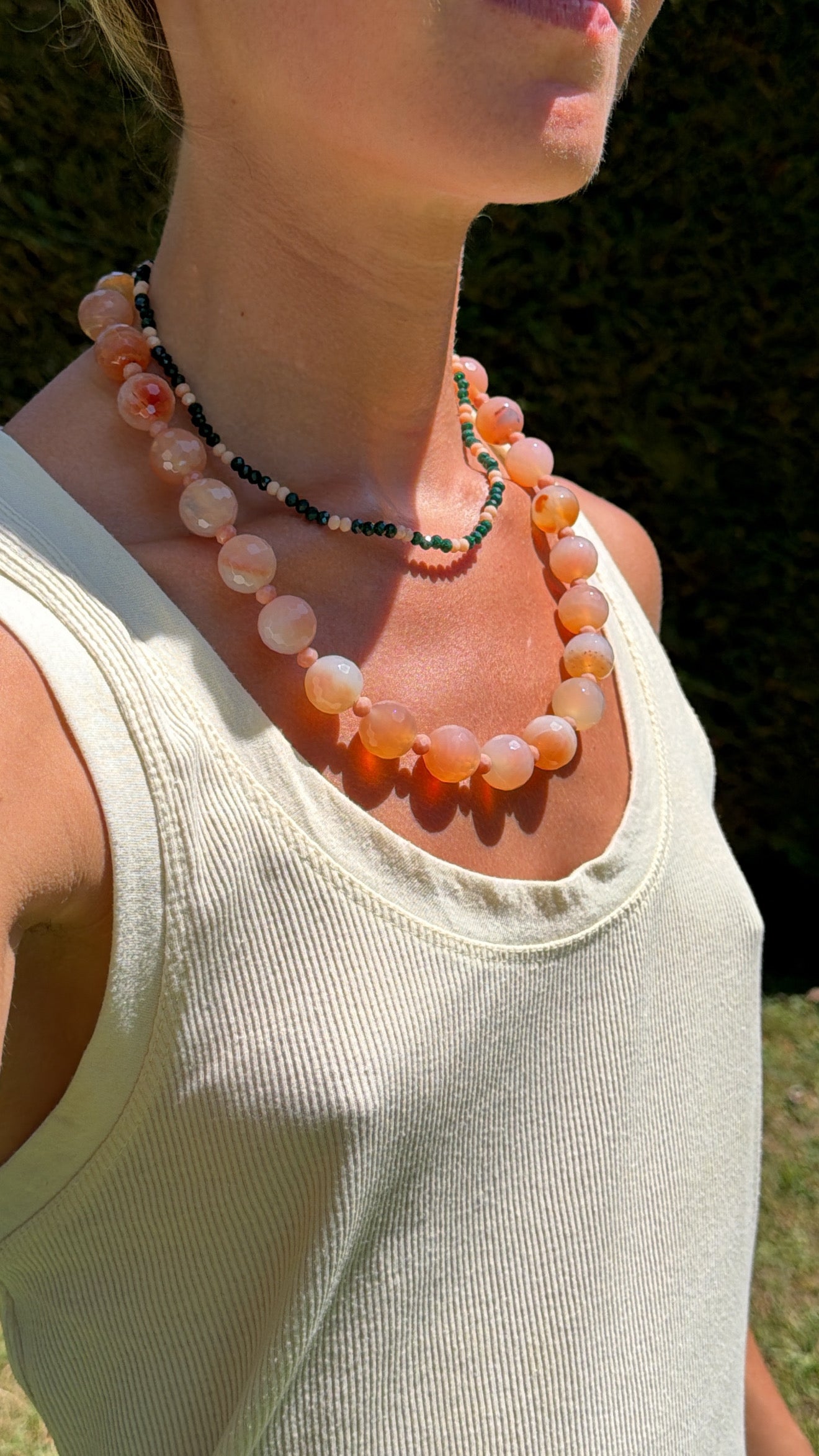 Collar de ágata rosa