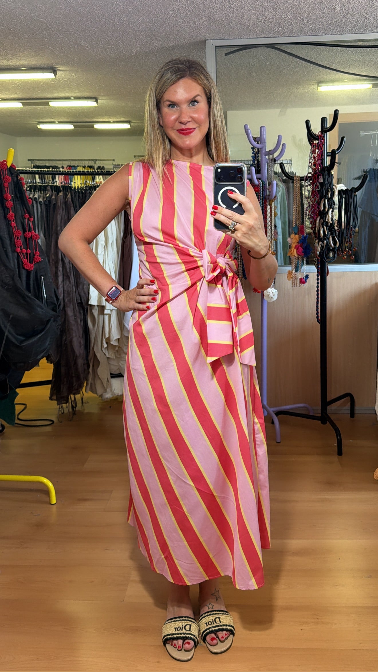 Vestido rayas y lazada lateral