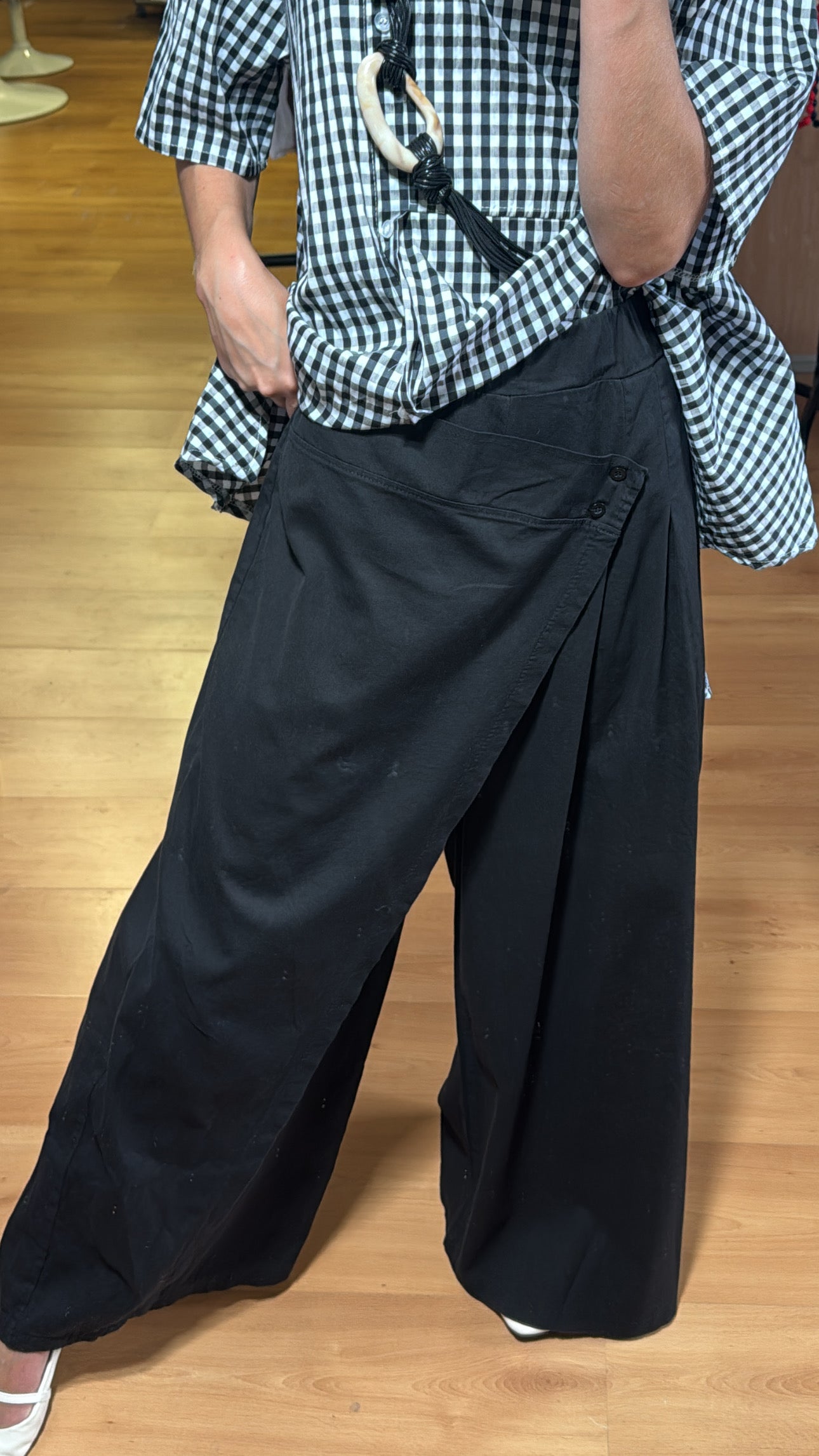 Pantalón palazzo cruzado