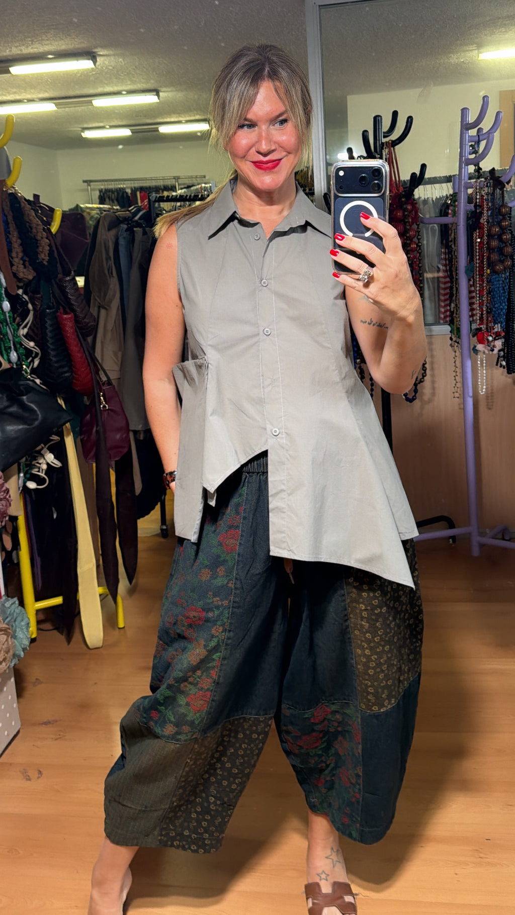 Blusa asimétrica perla