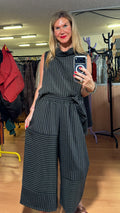 Pantalon negro de rayas