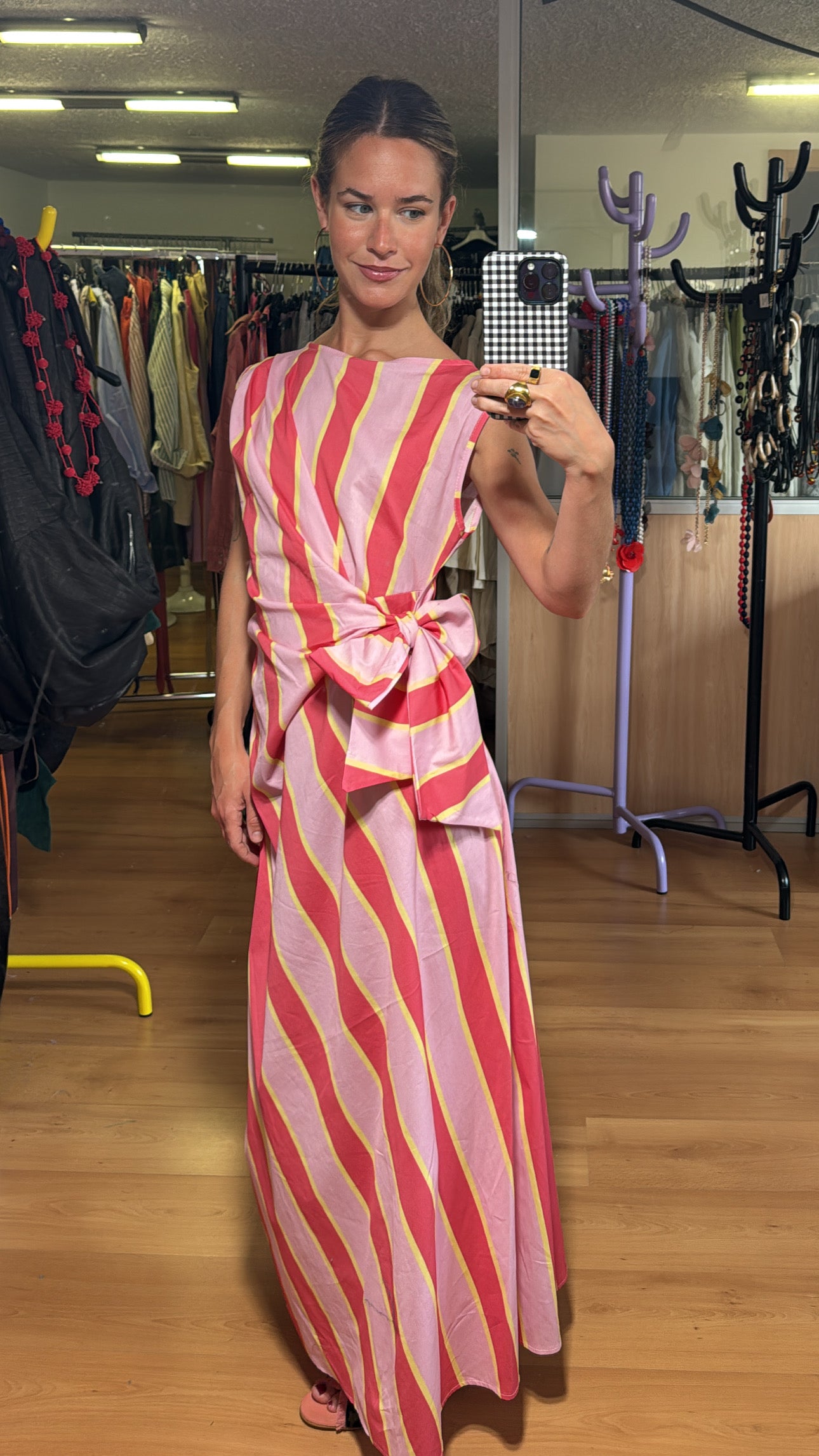 Vestido rayas y lazada lateral