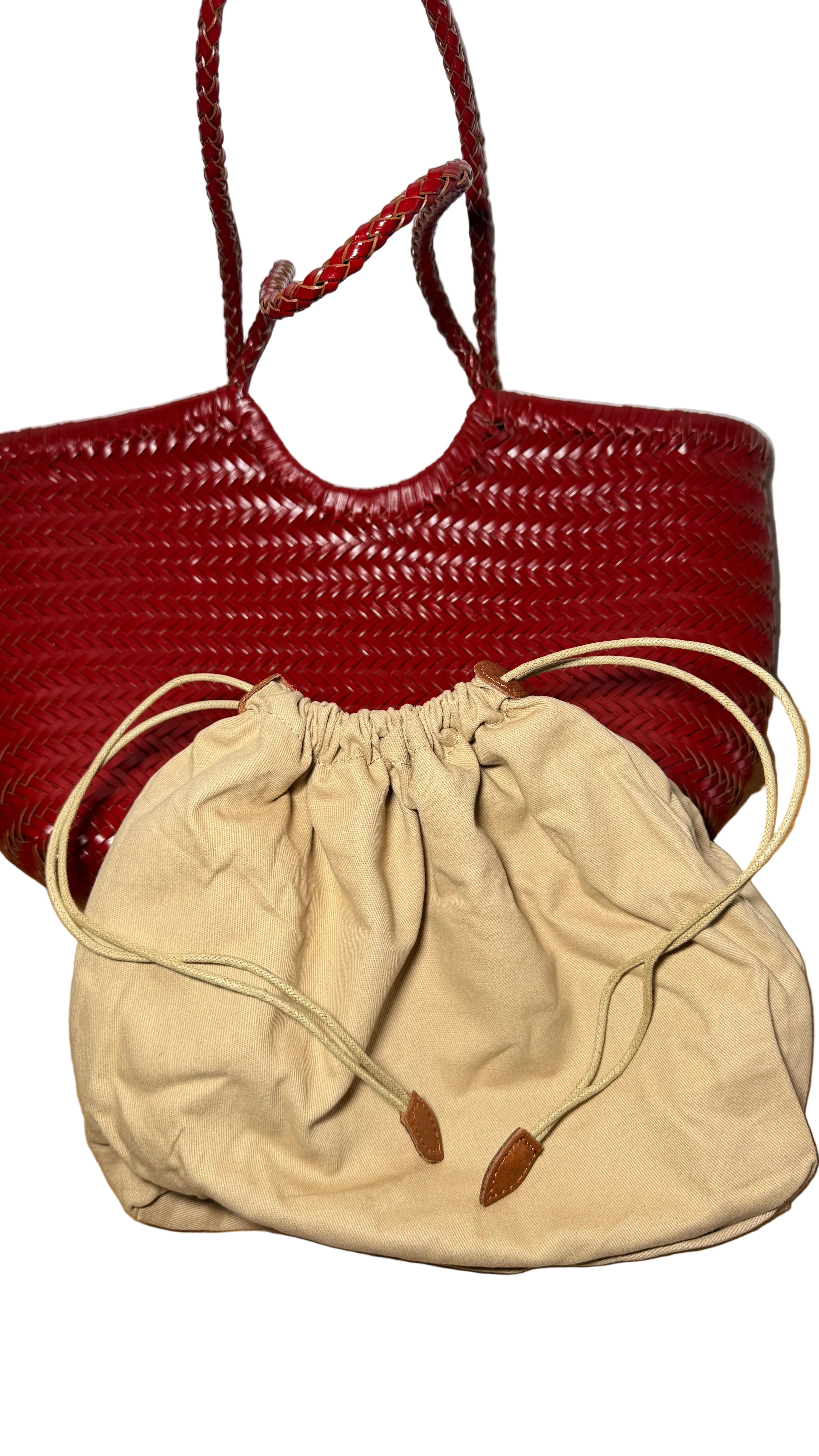 Bolso de piel trenzada rojo
