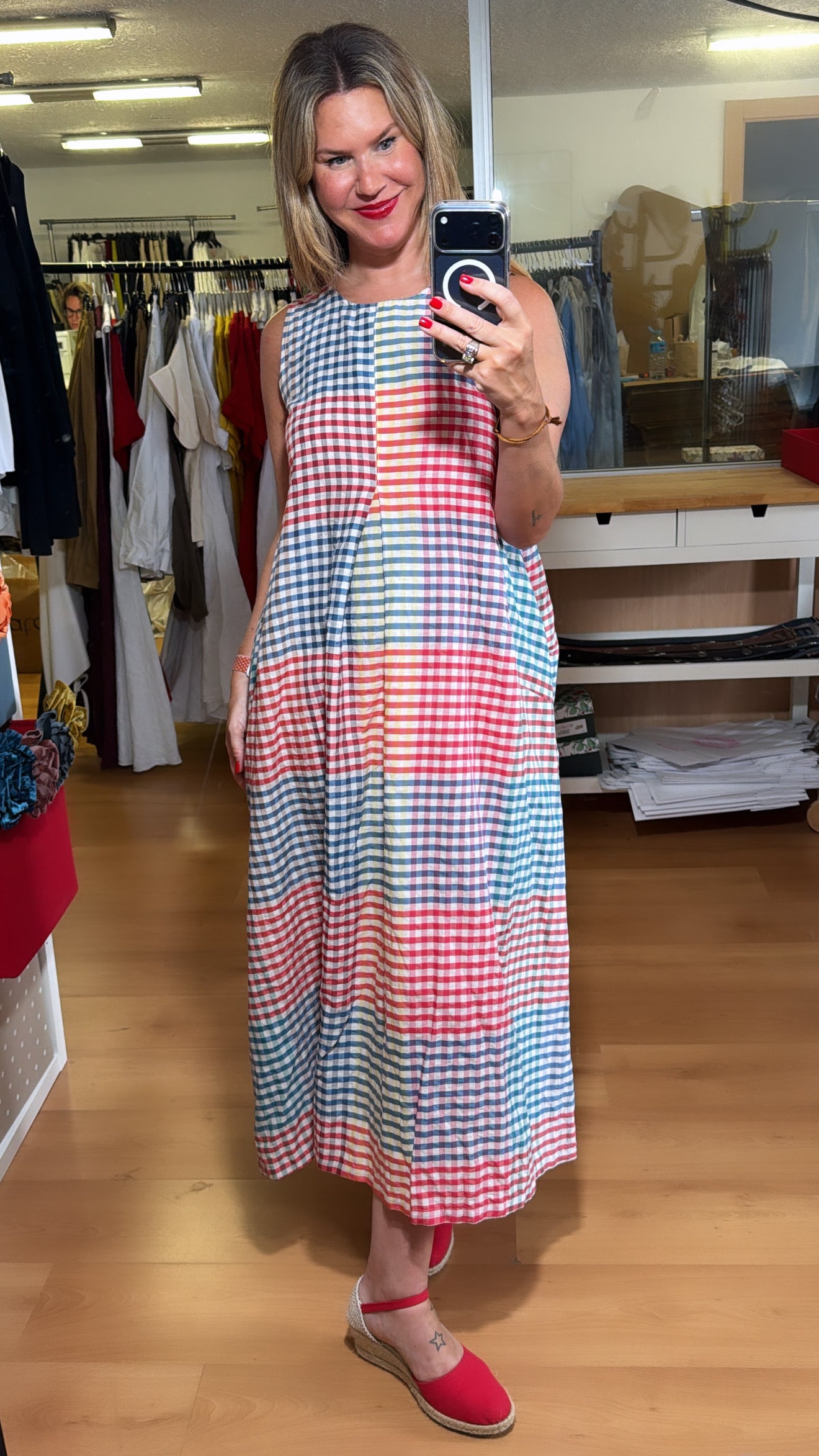 Vestido sin mangas rayas y Vichy