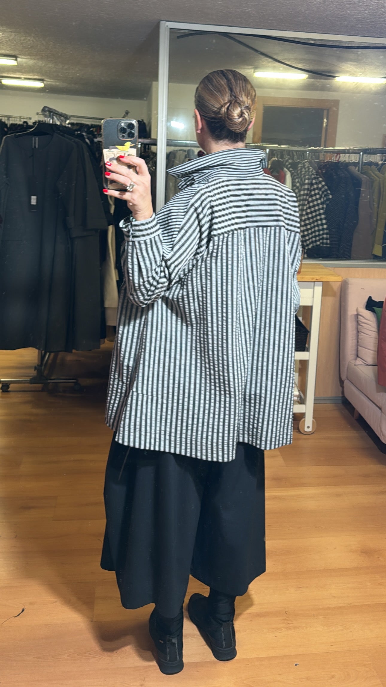 Camisa rayas gris y negra