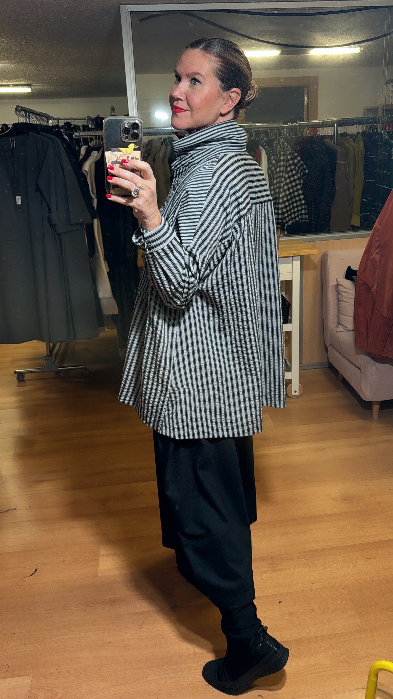 Camisa rayas gris y negra