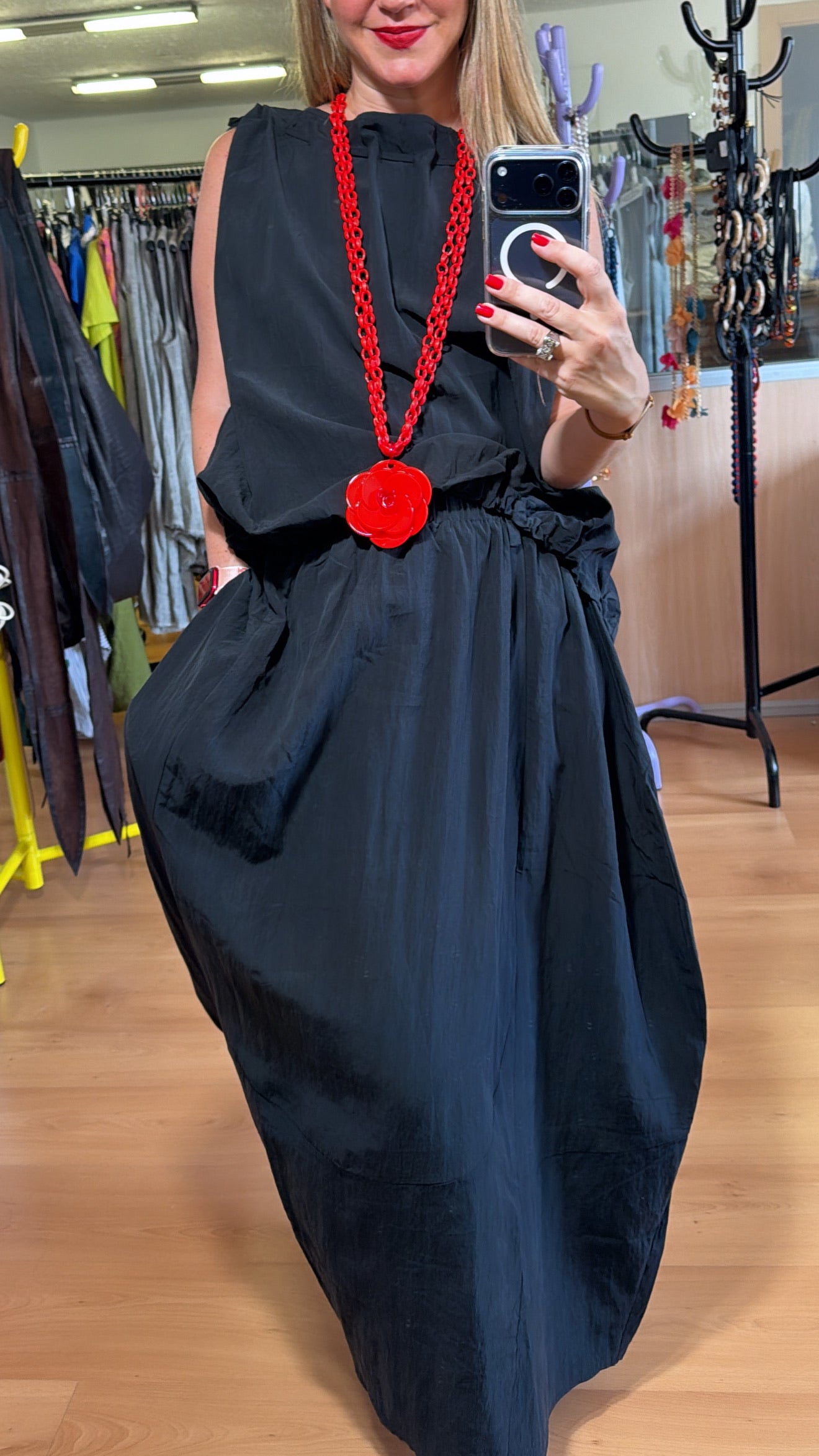 Conjunto blusa y falda