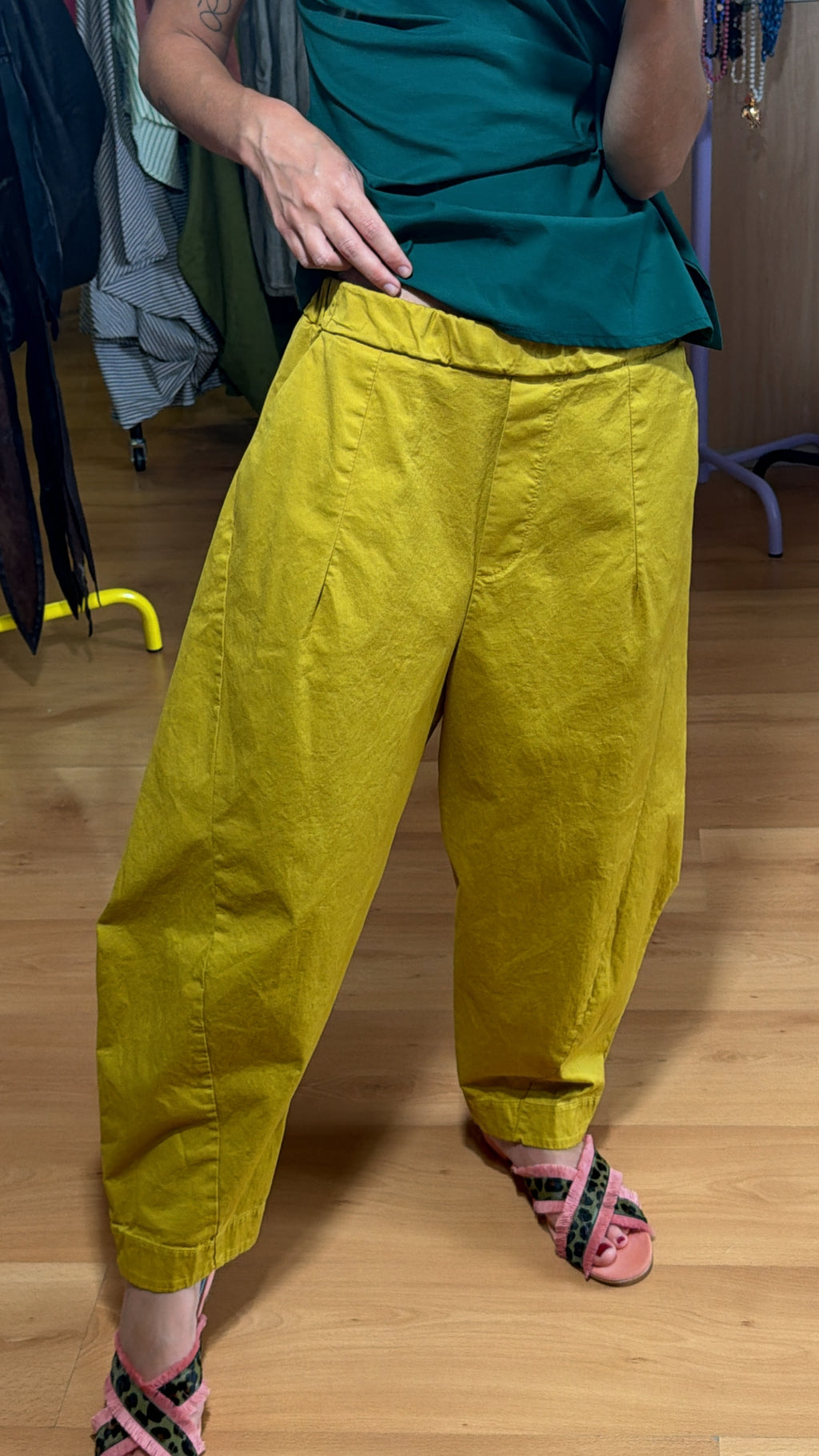 Pantalón globo con pinzas
