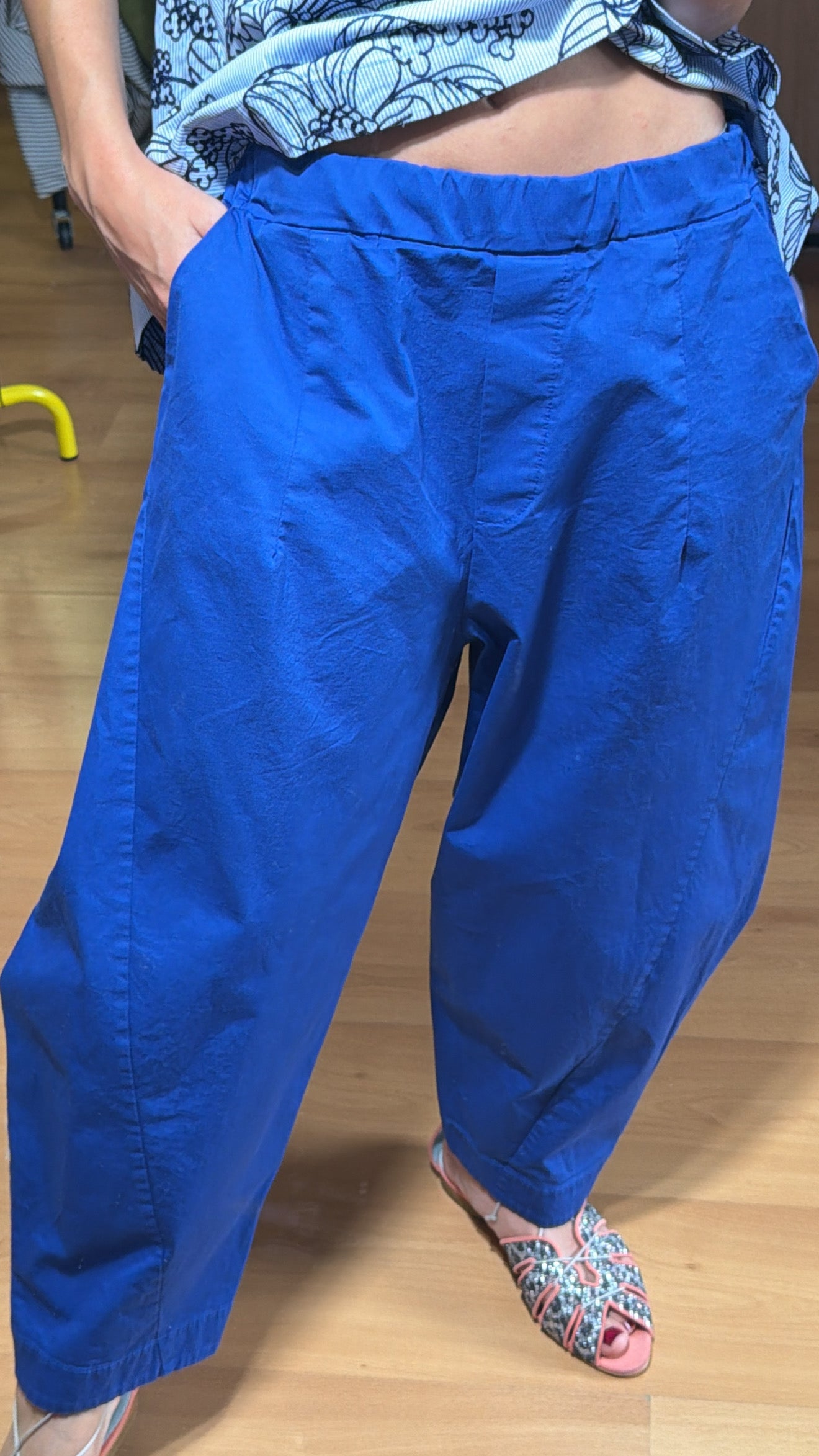 Pantalón globo con pinzas