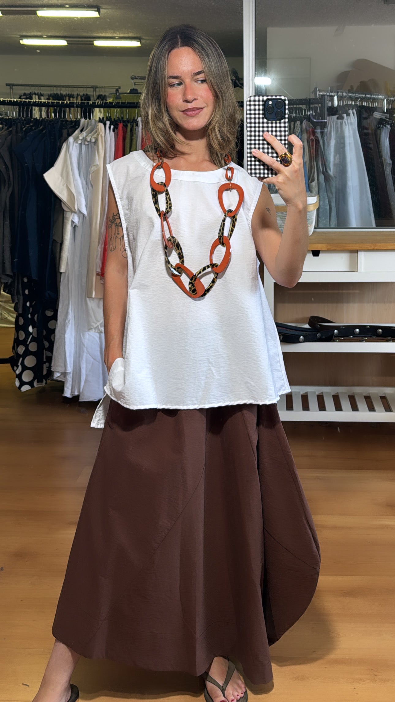Blusa sin mangas con detalle lateral