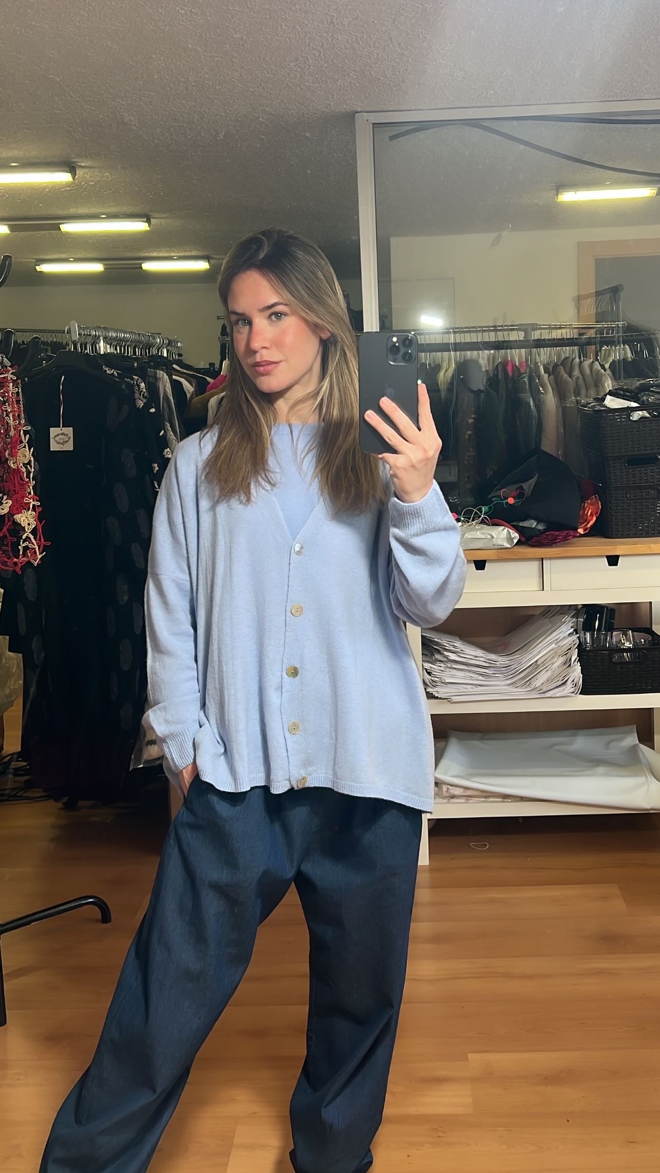 Jersey manga larga con botones cashmere y lana