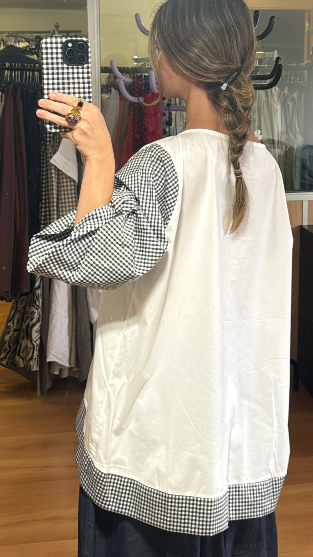 Blusa blanca y vichy