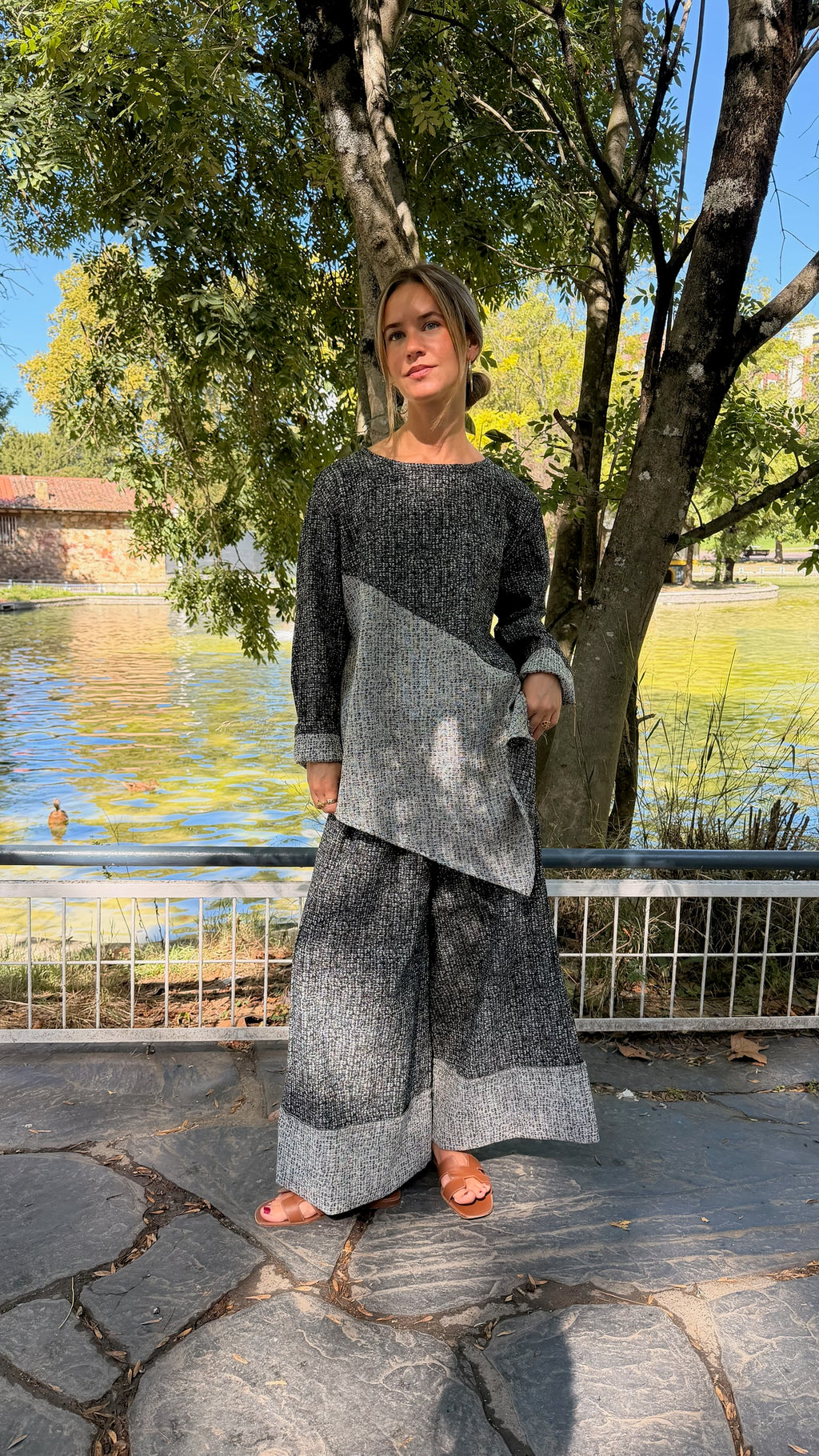 Blusa irregular jaspeada