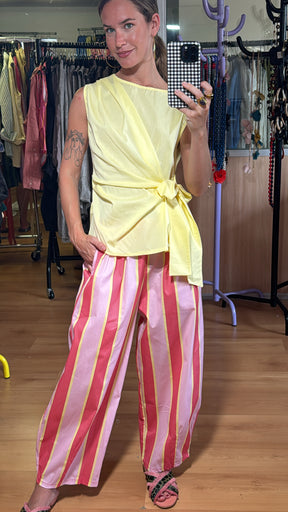 Pantalones bombacho a rayas