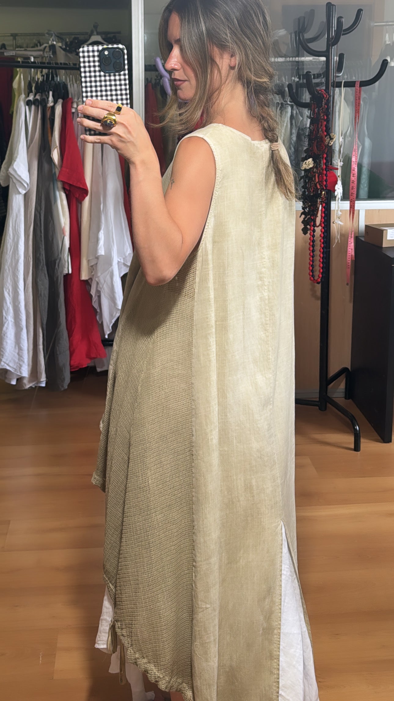 Blusa asimétrica combinada