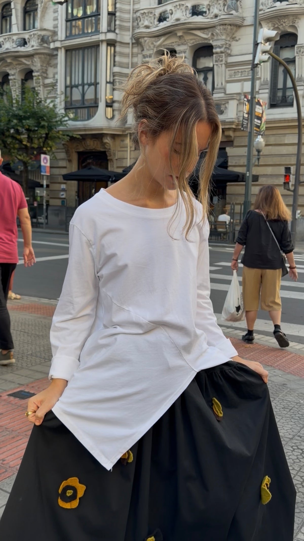 Camiseta manga larga pico asimetrico