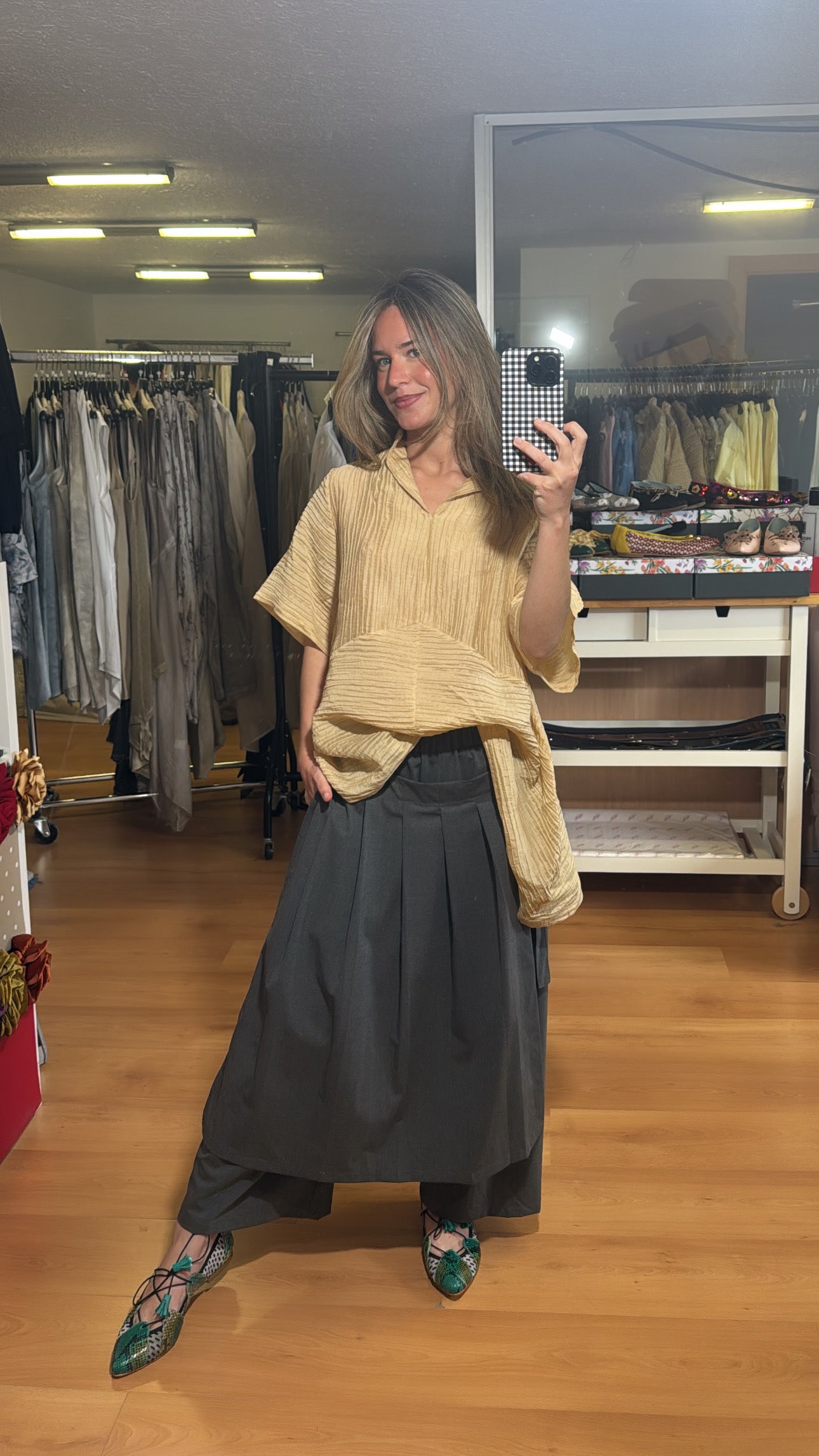 Pantalón con falda
