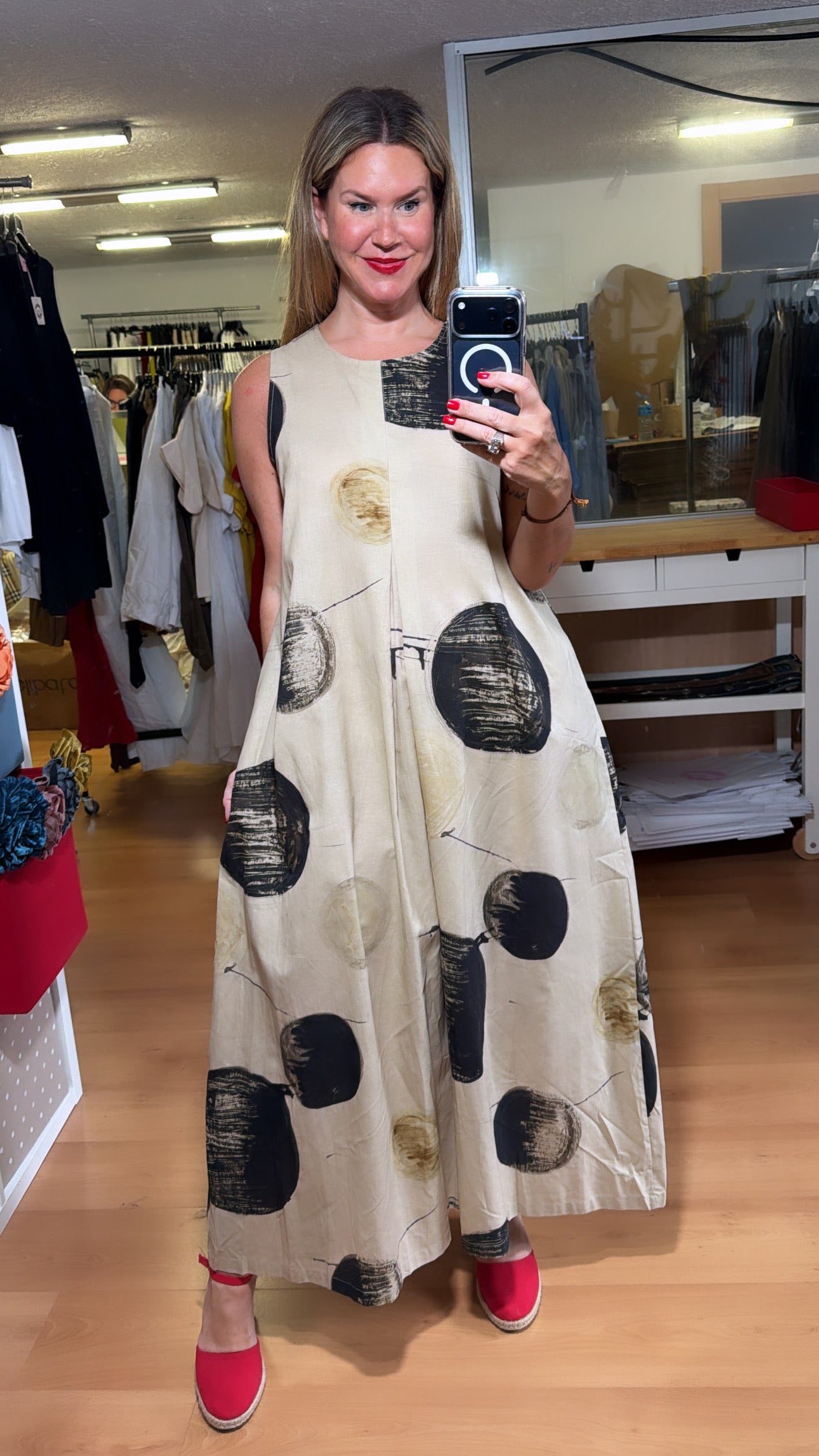 Vestido estampado de círculos efecto pincelada