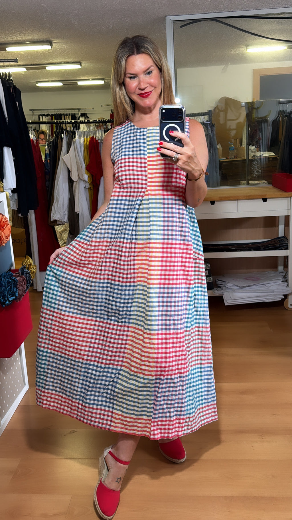 Vestido sin mangas rayas y Vichy