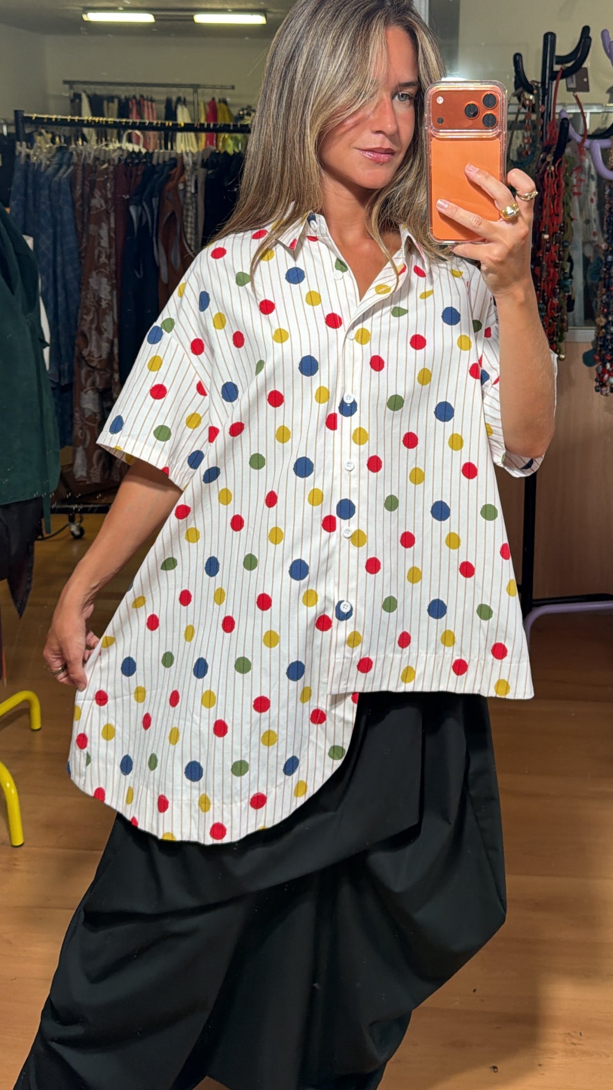 Camisa irregular rayas y topos