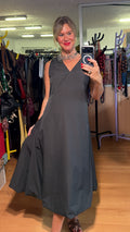 Vestido cruzado con lazo