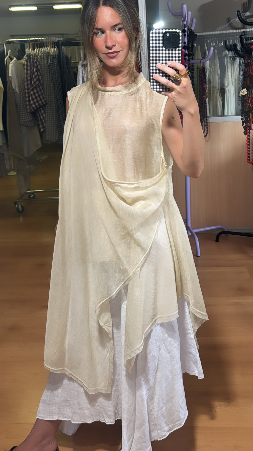 Blusa asimétrica de gasa