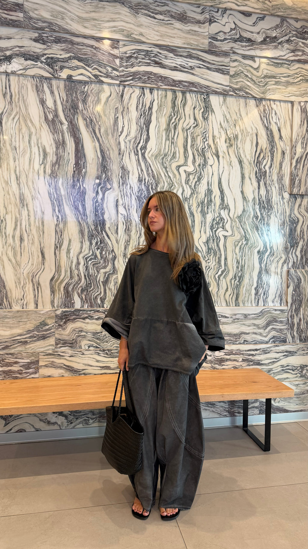 Blusa oversize con bolsillos
