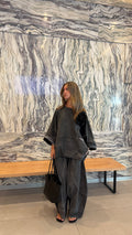 Blusa oversize con bolsillos