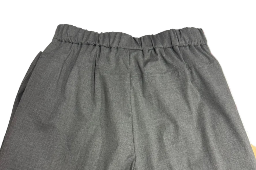 Pantalón con falda